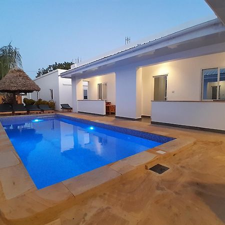 Diamond White Resort Нунгви Екстериор снимка